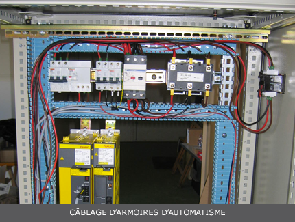 Photographie d'une armoire d'automatisme